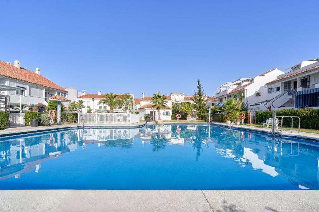 Apartment Beachfront Madrid 709 *